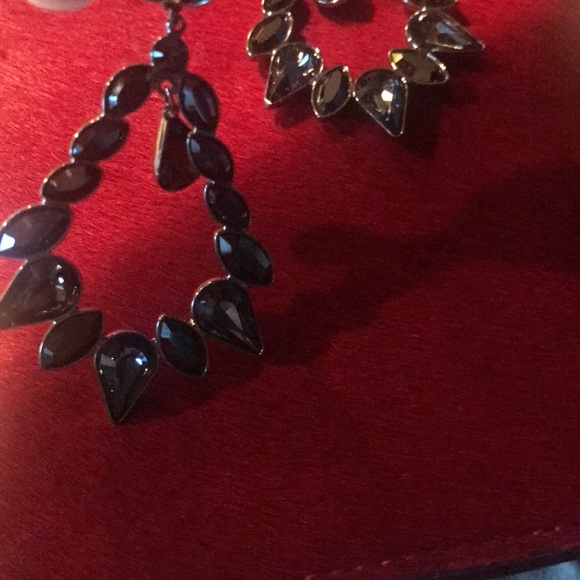 Authentic Swarovski black/gray  earrings - Picture 5 of 10